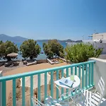 Bay Beachfront Boutique *
