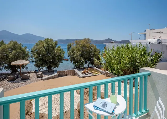 Bay Beachfront Boutique *