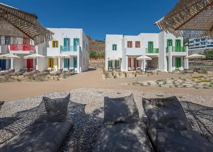 Bay Beachfront Boutique Klima (Milos)