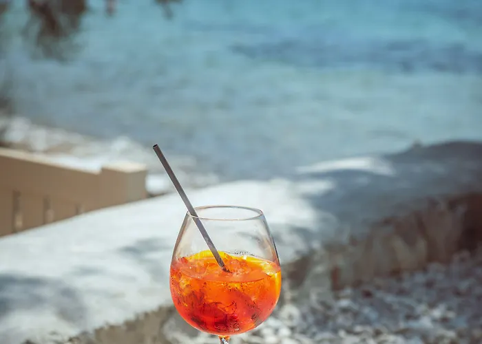 Bay Beachfront Boutique * Klima (Milos)