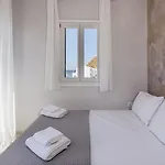 Bay Beachfront Boutique * Klima
