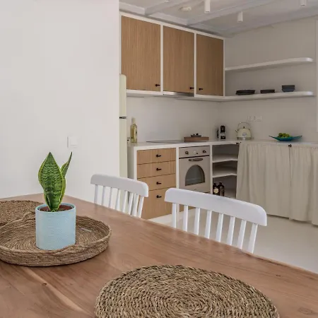 Klima Bay Beachfront Boutique *