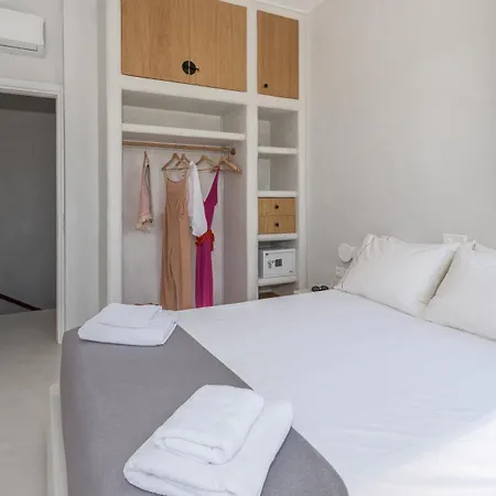 Bay Beachfront Boutique * Klima (Milos)