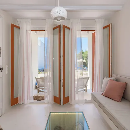 Bay Beachfront Boutique Casa de Férias Klima (Milos)