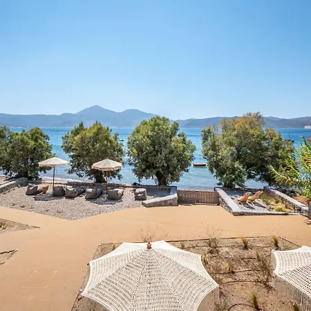 Bay Beachfront Boutique Tatil Evi *