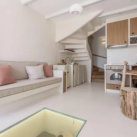 Tatil Evi Bay Beachfront Boutique Klima (Milos)