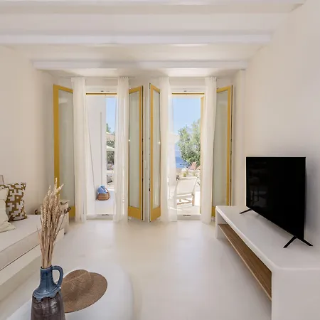 Bay Beachfront Boutique Tatil Evi